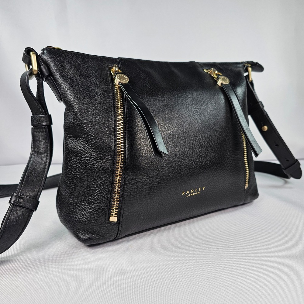 Radley London Fountain Black Leather Crossbody Bag‎ Gold Zippers Tassel Accent